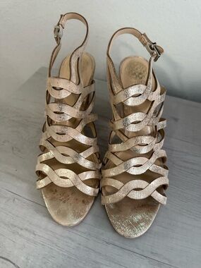 Vince Camuto Norla leather Metallic Rose Gold Wavy Strap Slingback Heels
